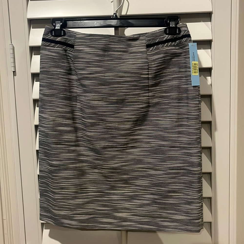 NWT Antonio Melani 8 Pencil Skirt